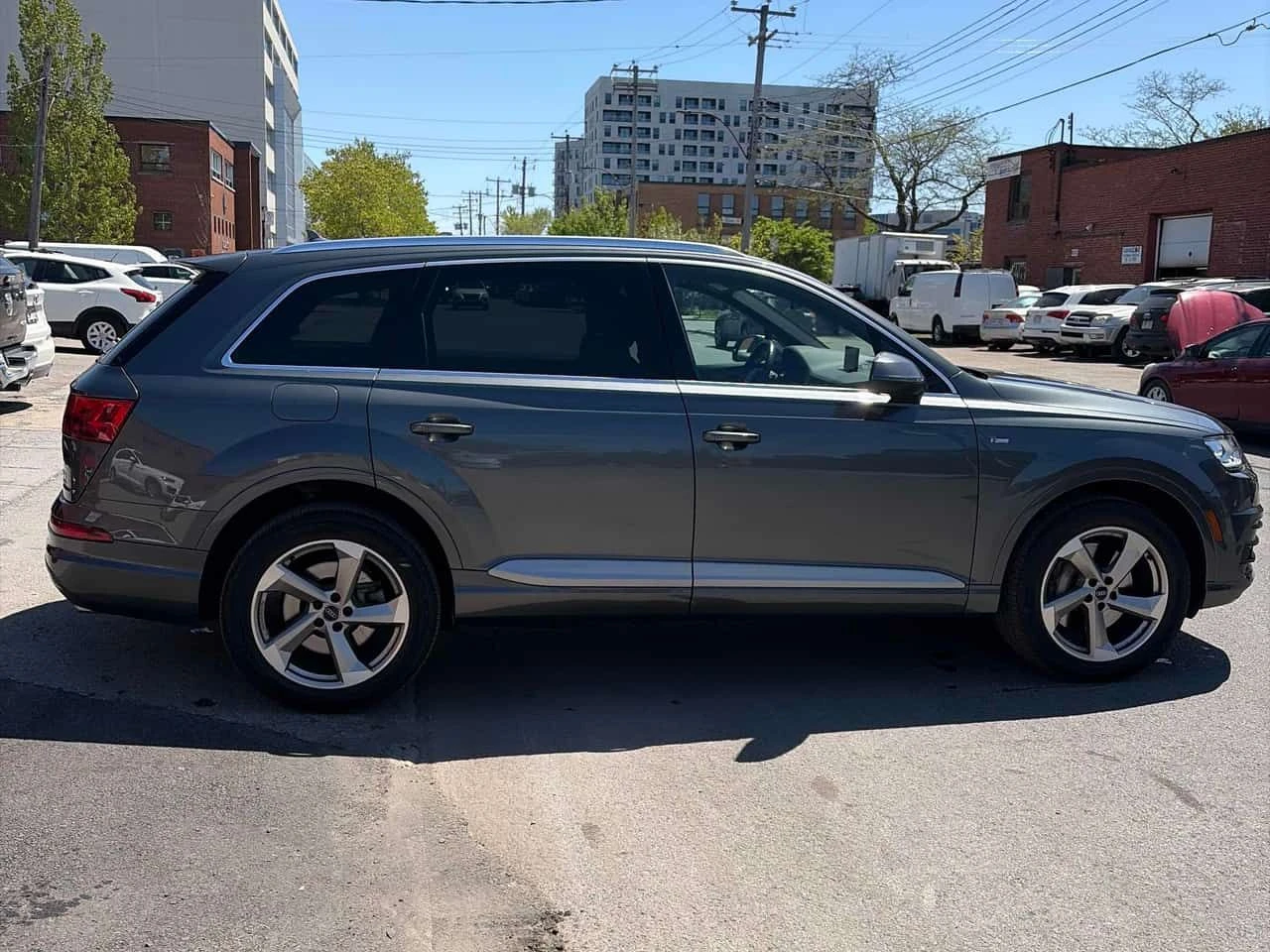 Audi Q7 Progressiv S LINE/ПОДГРЕВИ/ПАНОРАМА/360, снимка 4 - Автомобили и джипове - 54638551