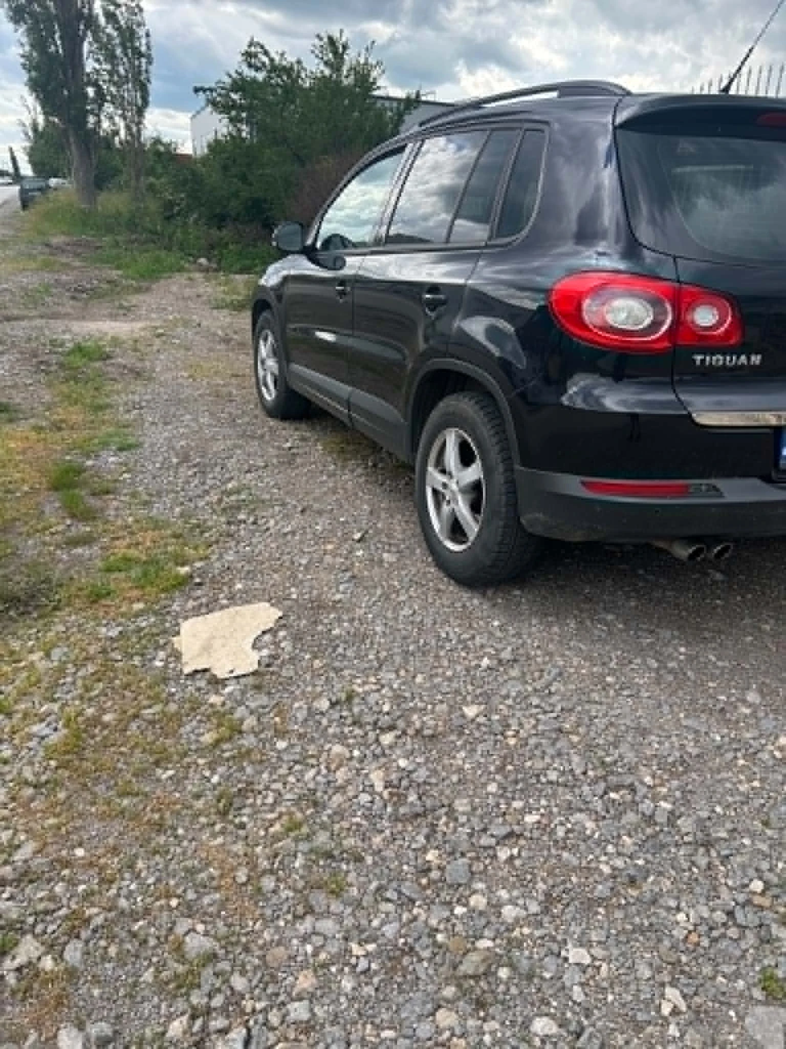 VW Tiguan 2.0 T Газ/Бензин, снимка 2 - Автомобили и джипове - 54798082
