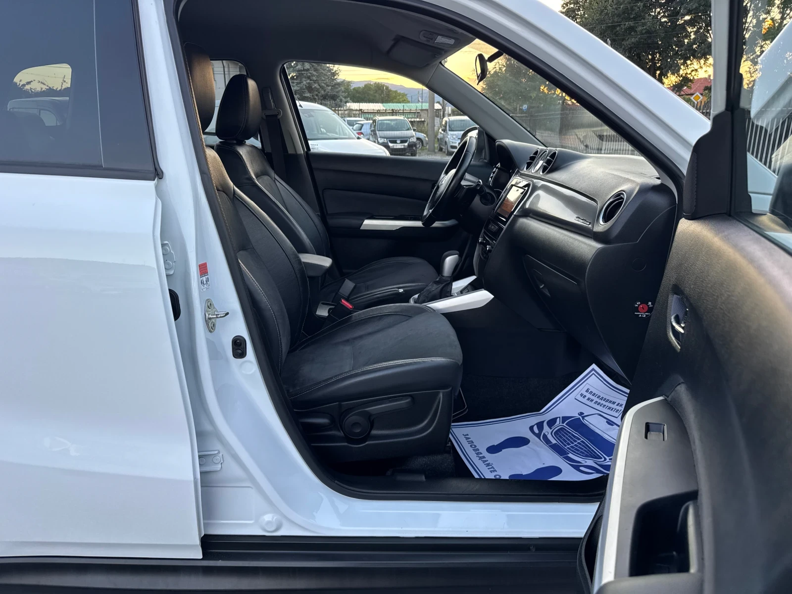 Suzuki Vitara 1.6d 4x4 All Grip! Face!! Automatic!! Navi !! Cam!, снимка 13 - Автомобили и джипове - 55070156