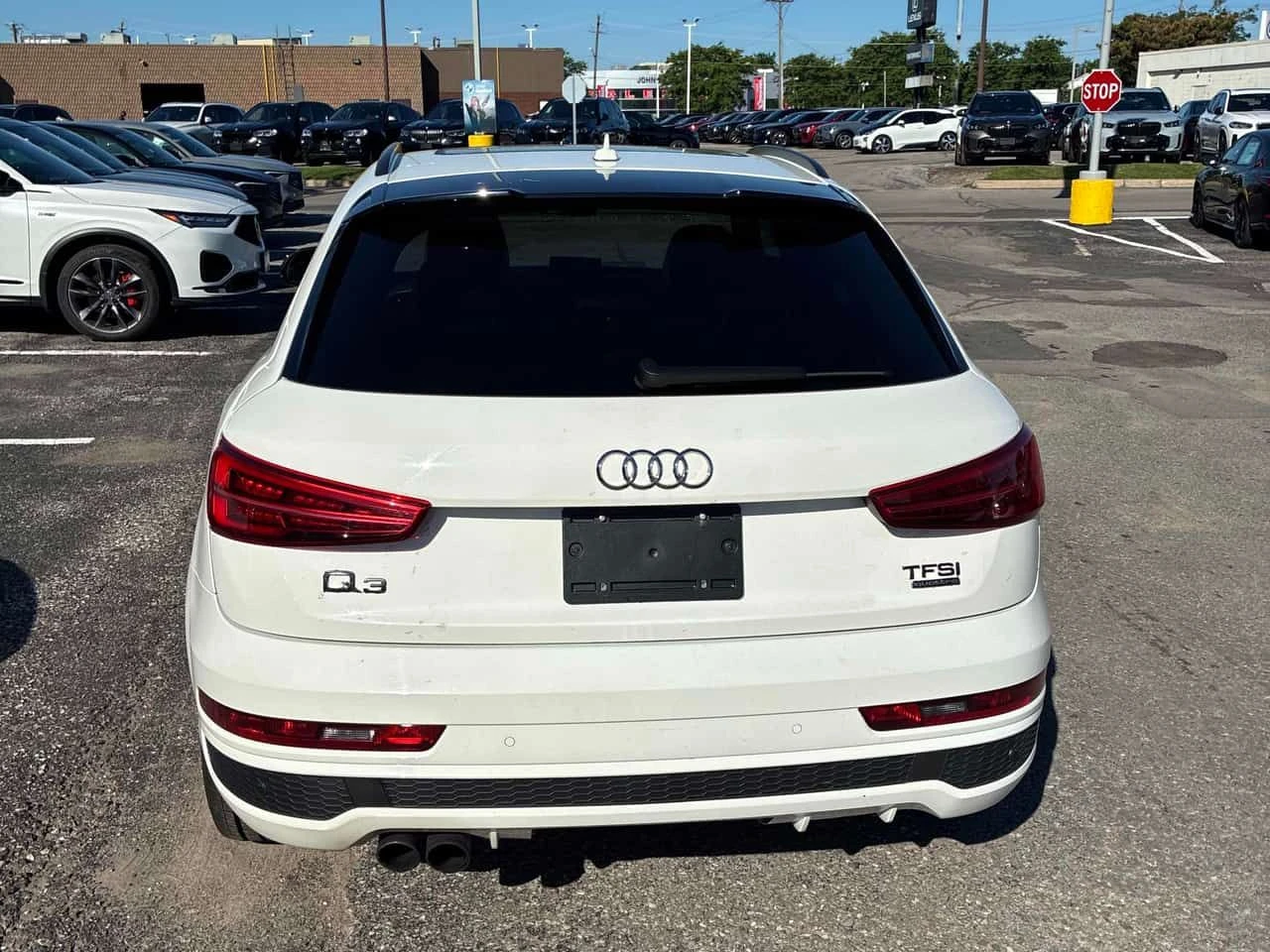 Audi Q3 * Technik * CARFAX * ЦЕНА ДО БГ, снимка 4 - Автомобили и джипове - 55478770