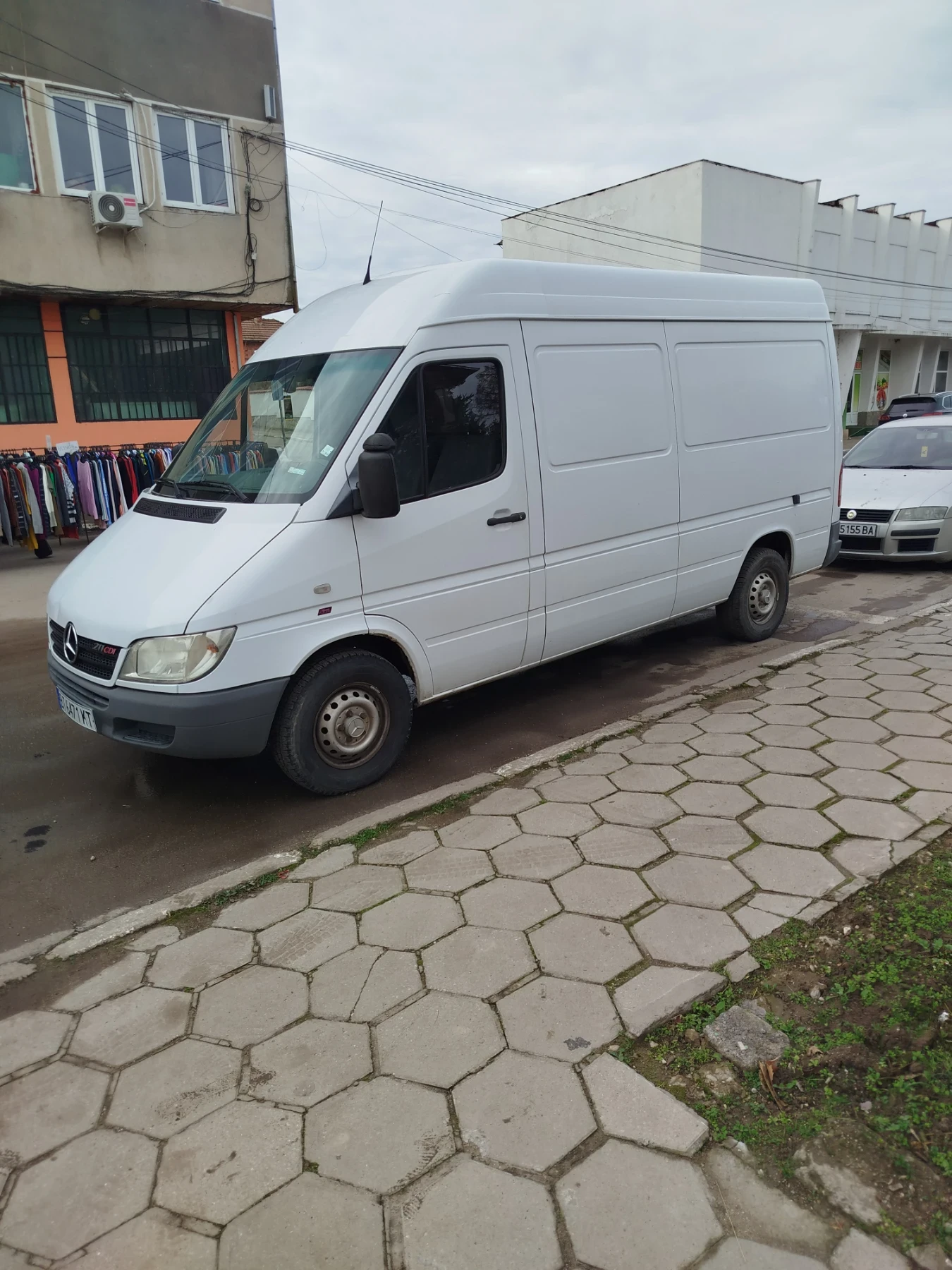 Mercedes-Benz Sprinter 211