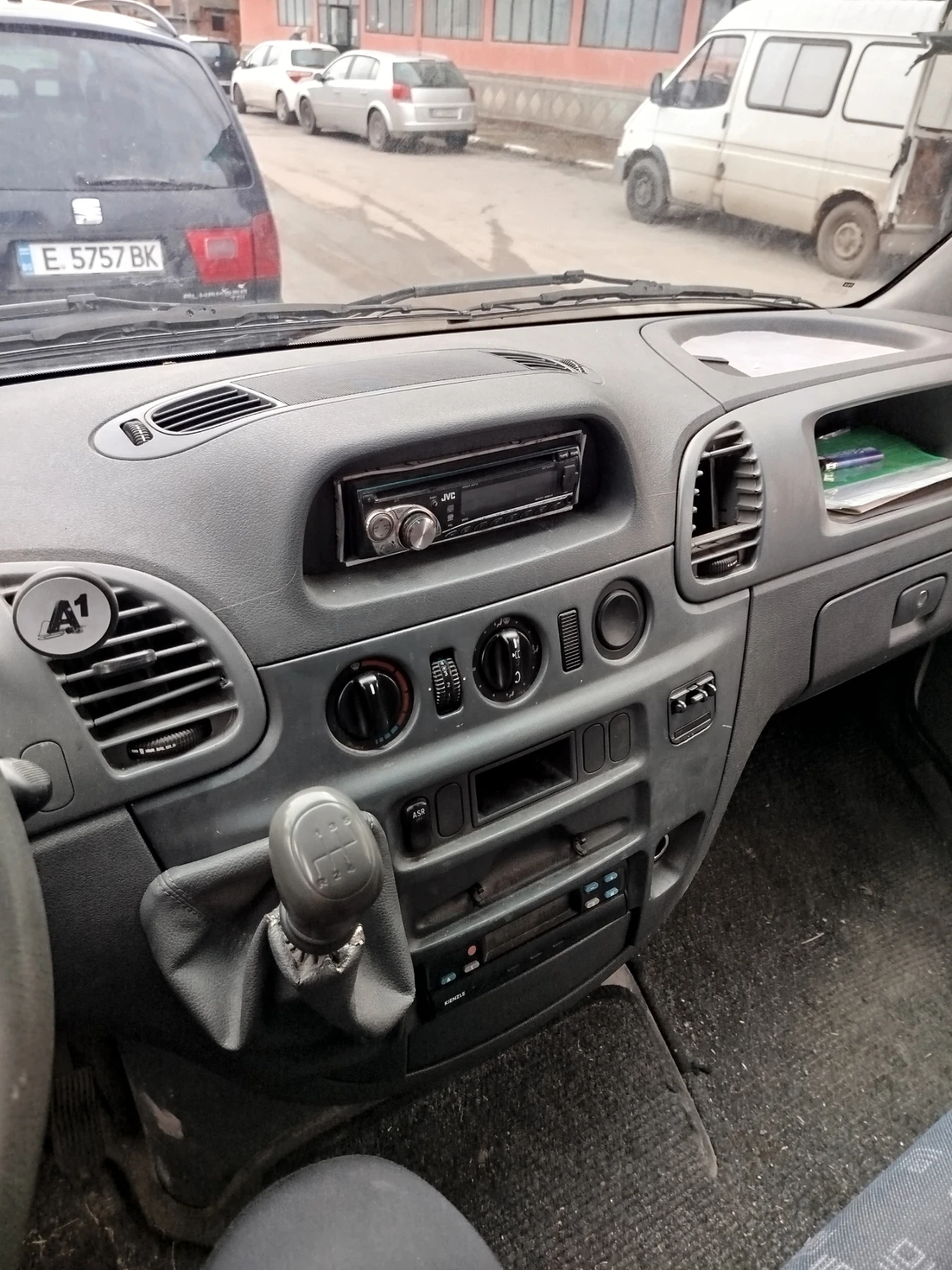 Mercedes-Benz Sprinter 211, снимка 9 - Бусове и автобуси - 55244028
