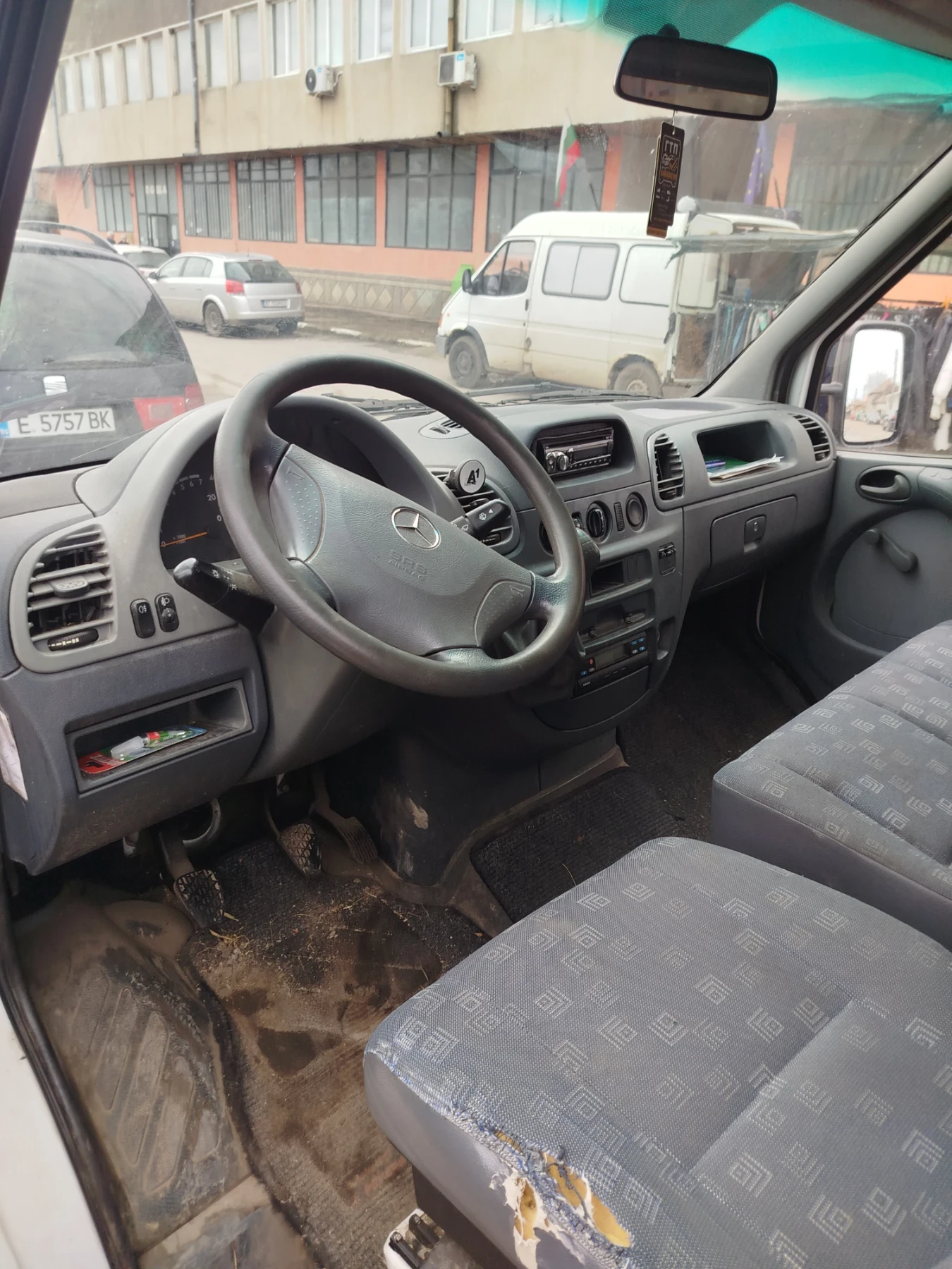 Mercedes-Benz Sprinter 211, снимка 11 - Бусове и автобуси - 55244028