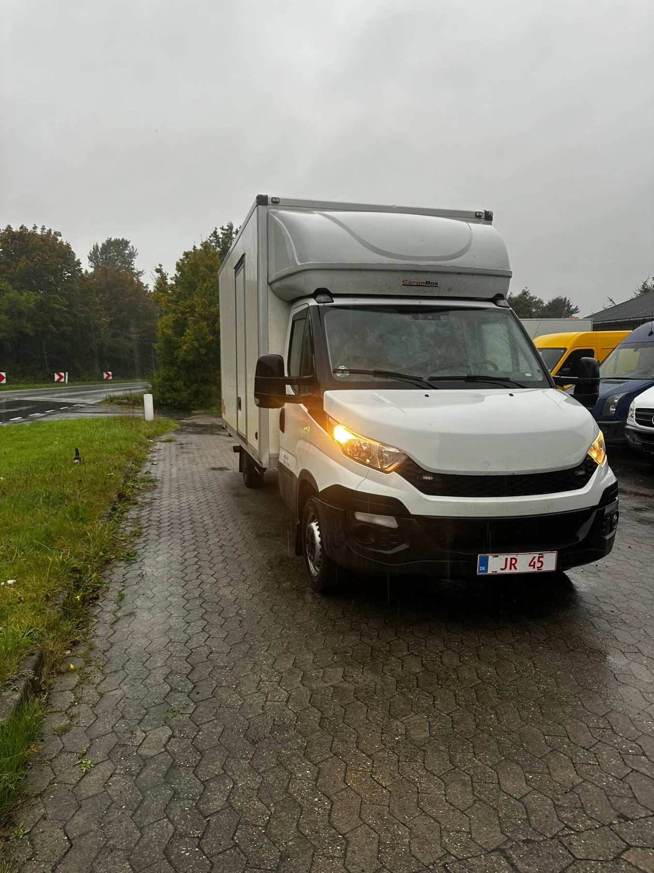 Iveco 35s17 Daily 3.0  падащ борд, снимка 2 - Бусове и автобуси - 56468064