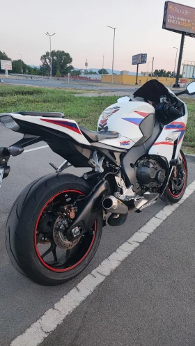 Обява за продажба на Honda Cbr 1000 RR ~15 000 лв. - изображение 2