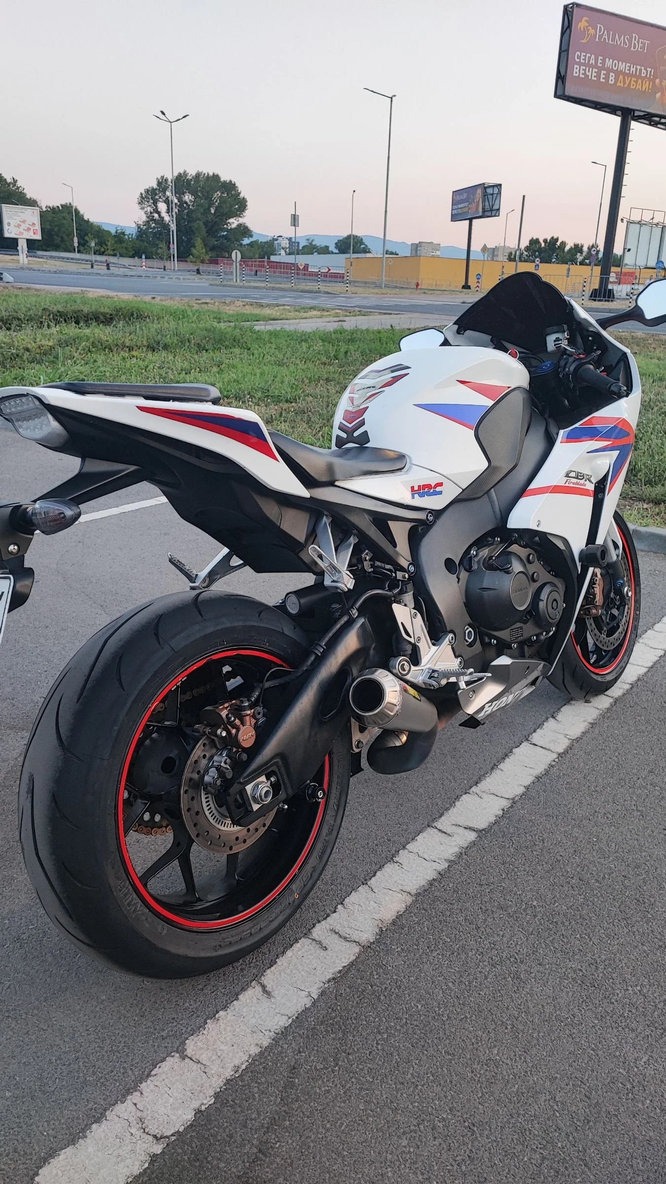 Honda Cbr 1000 RR - изображение 3
