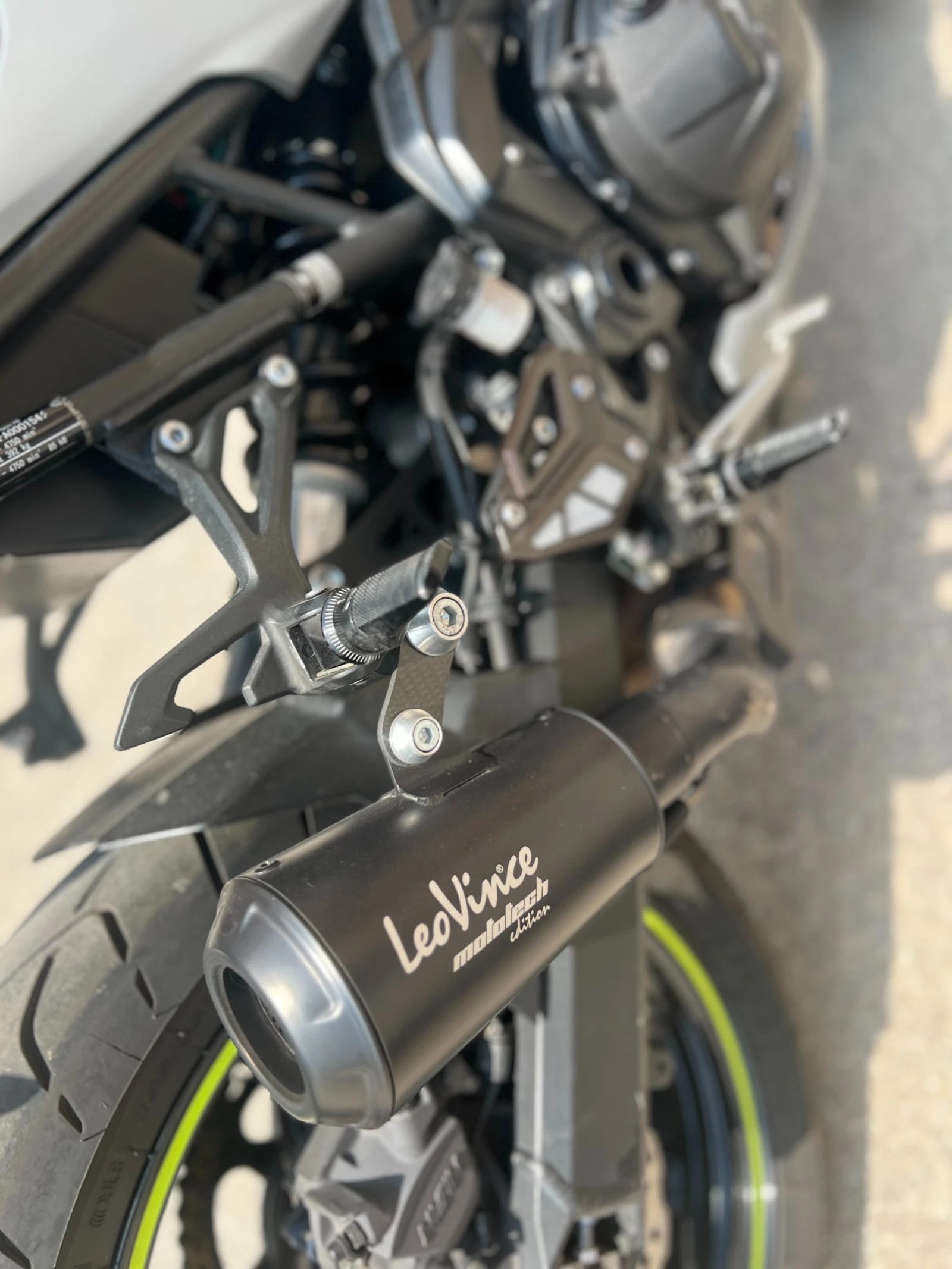 Kawasaki Z 900 - изображение 5
