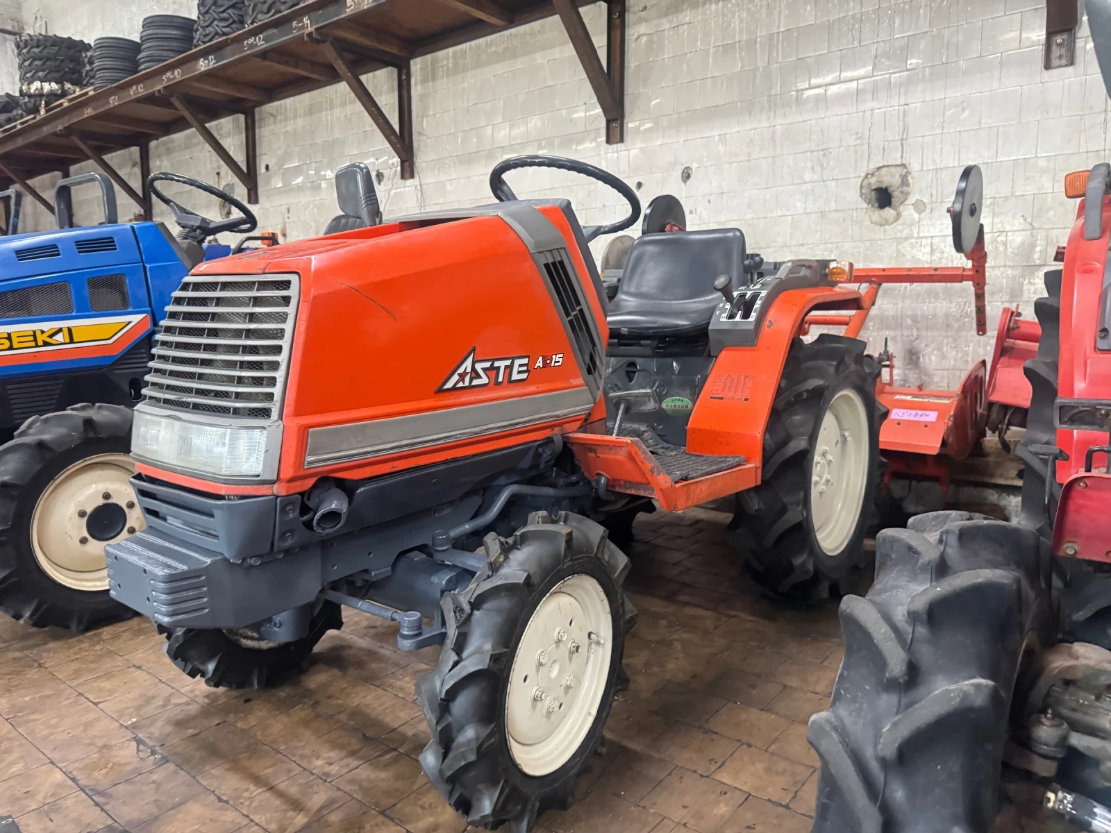 Трактор Kubota Aste A-15 - изображение 2