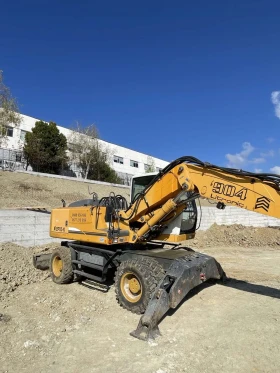 Багер Liebherr, снимка 2