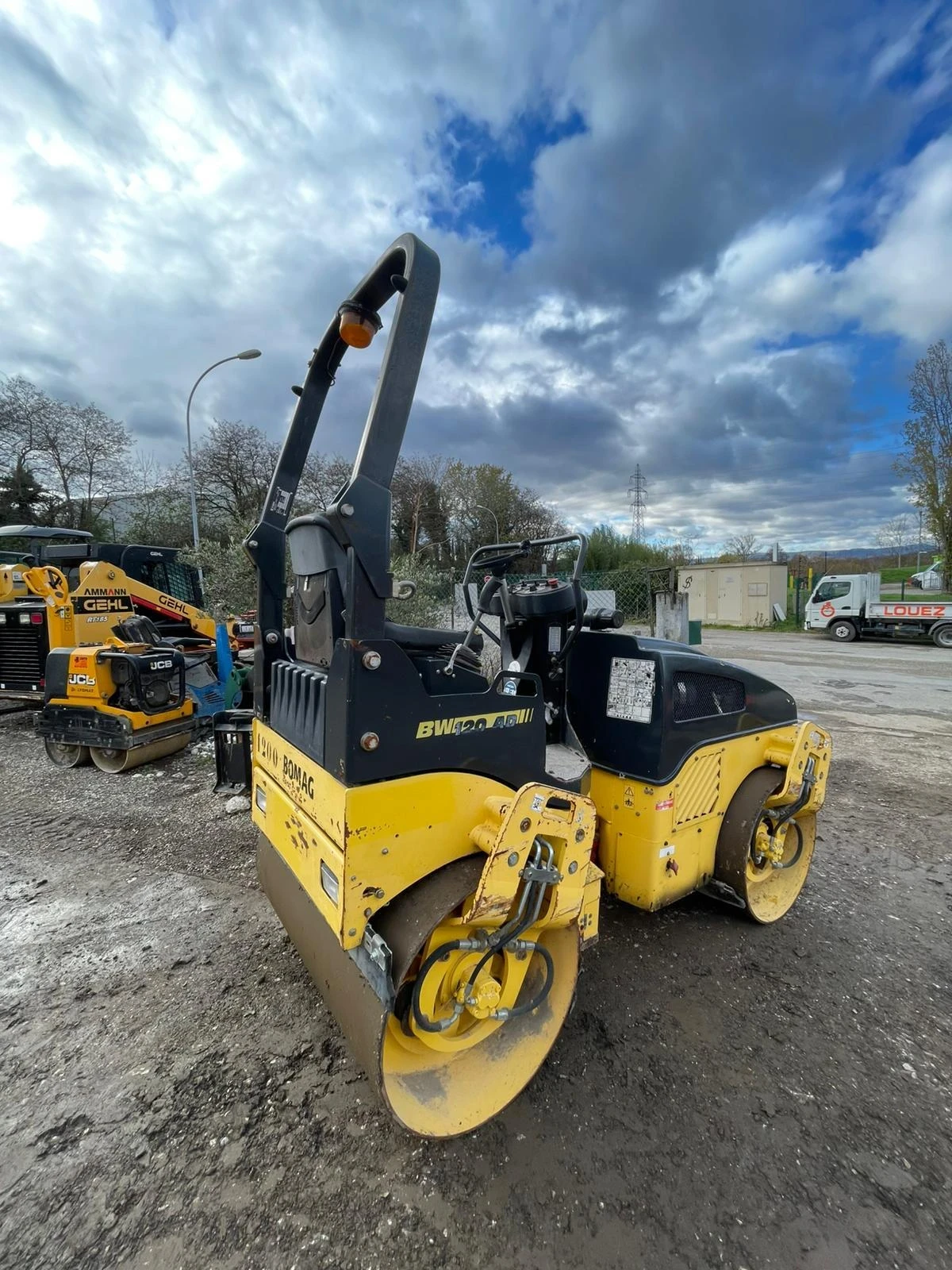 Валяк BOMAG BW120 - изображение 3