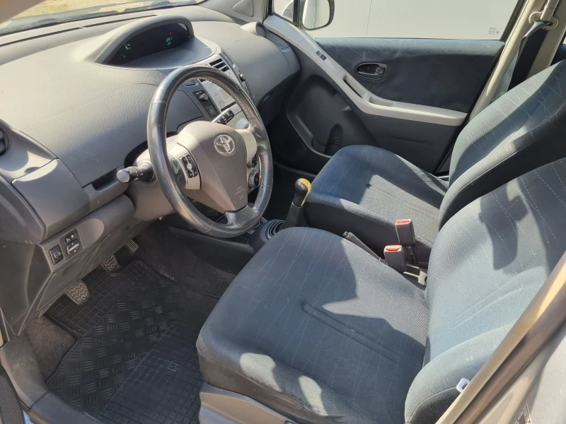 Toyota Yaris 1.4 D4d 90к.с., снимка 5 - Автомобили и джипове - 47538571