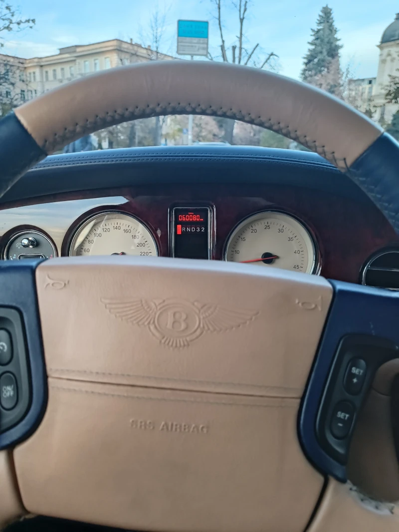 Bentley Arnage, снимка 9 - Автомобили и джипове - 48025936