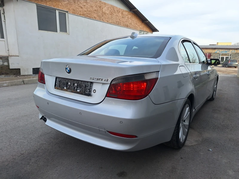 BMW 530 218kc navi avtomat, снимка 5 - Автомобили и джипове - 48772564