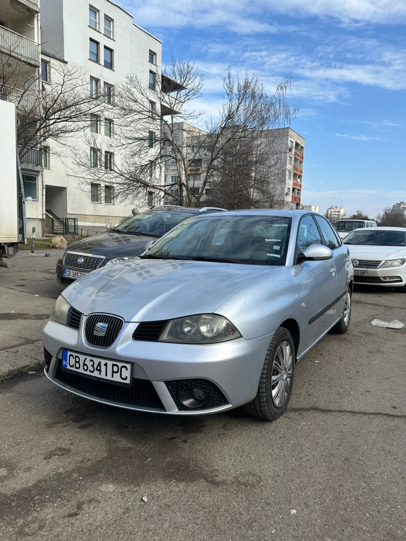 Seat Ibiza 1.4i 75кс, снимка 1 - Автомобили и джипове - 48907376