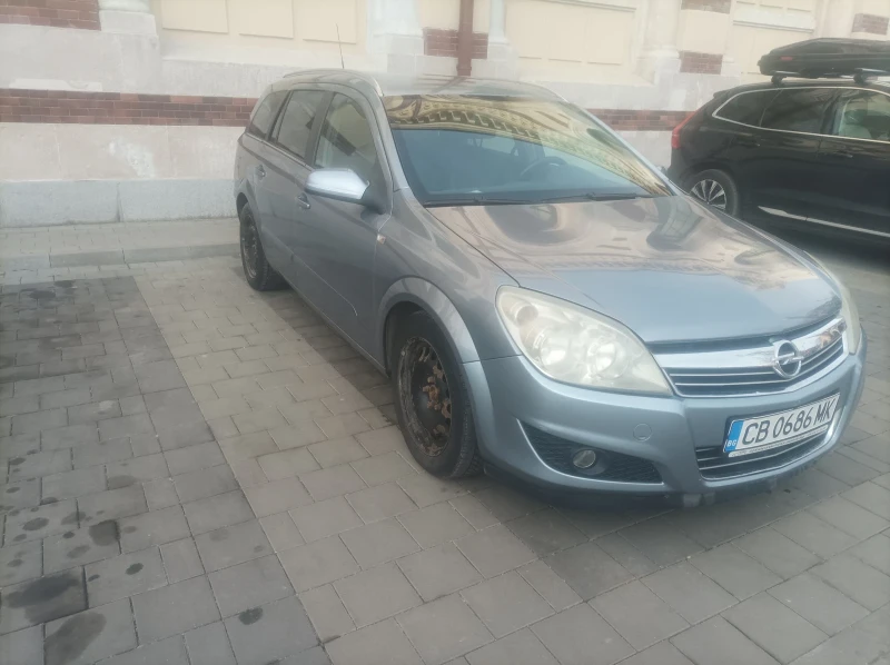 Opel Astra 1.7 cdti, снимка 2 - Автомобили и джипове - 48984893