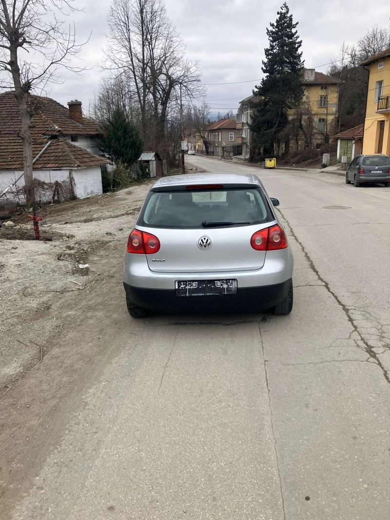 VW Golf 5, снимка 4 - Автомобили и джипове - 49051337