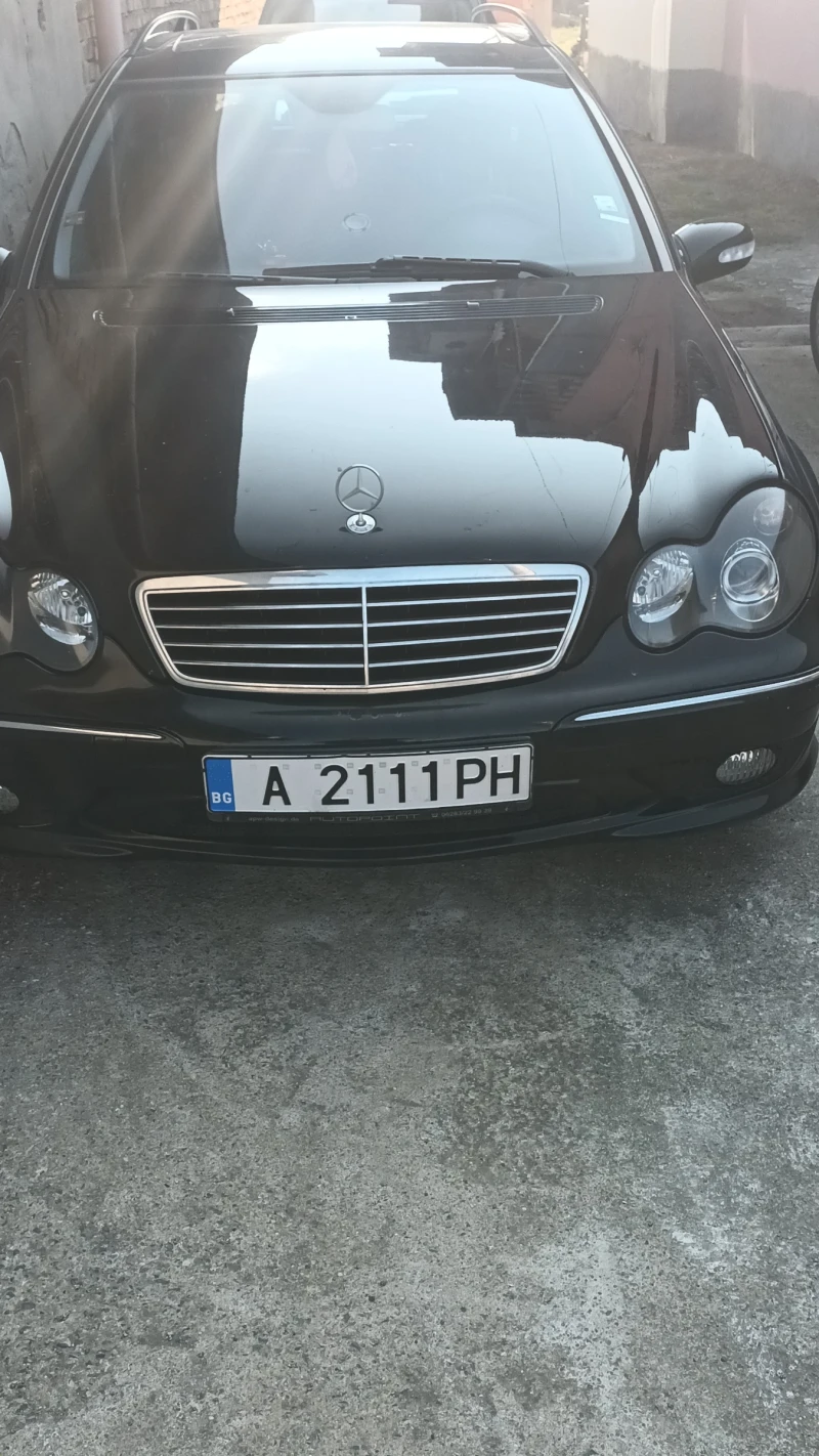 Mercedes-Benz 220, снимка 11 - Автомобили и джипове - 49083168