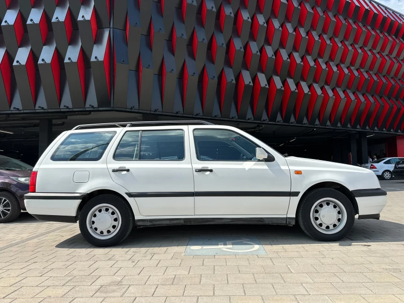 VW Golf, снимка 6 - Автомобили и джипове - 52423060