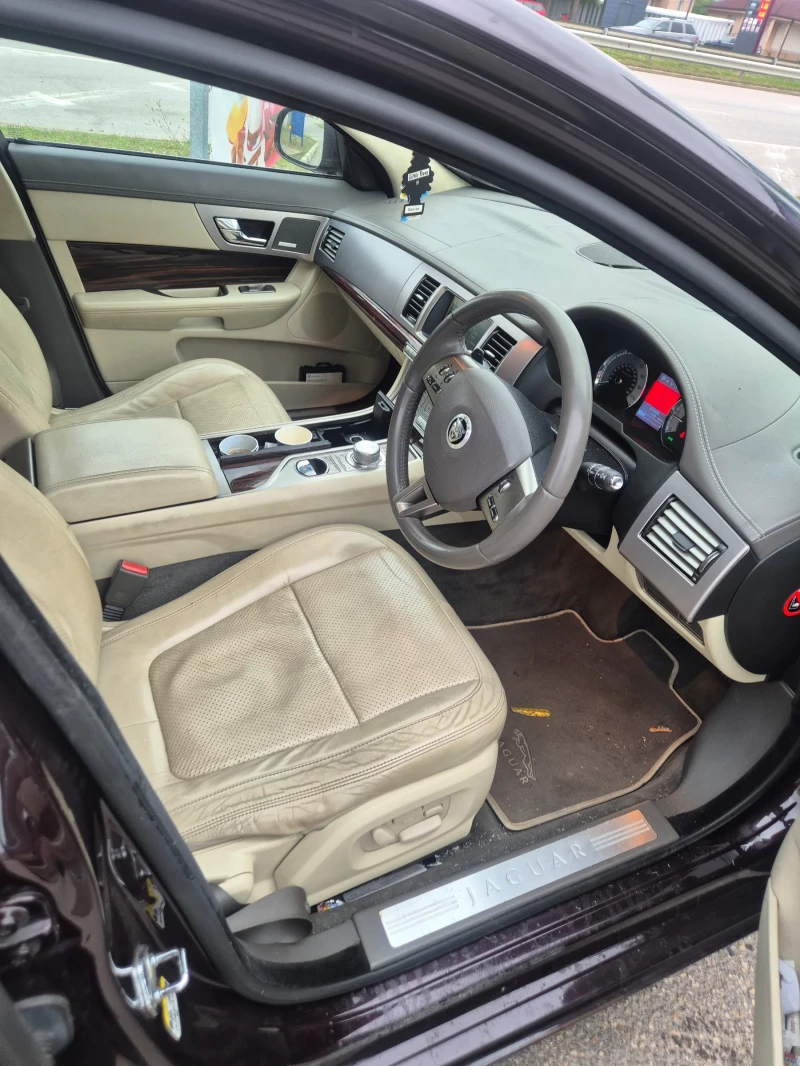Jaguar Xf XF SPORT 275 кс, снимка 7 - Автомобили и джипове - 52385735
