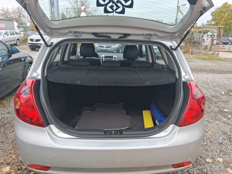 Kia Ceed 2.0 СПОРТ като нова , снимка 9 - Автомобили и джипове - 52659994