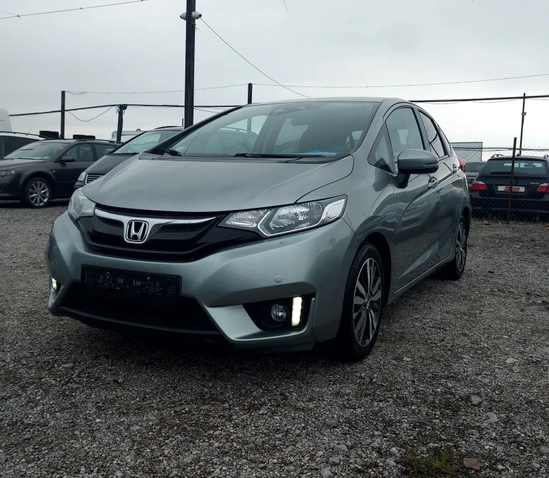 Honda Jazz Exclusive 1.3/102кс/Автомат/Нави/Камера.Start-Stop, снимка 3 - Автомобили и джипове - 52540666