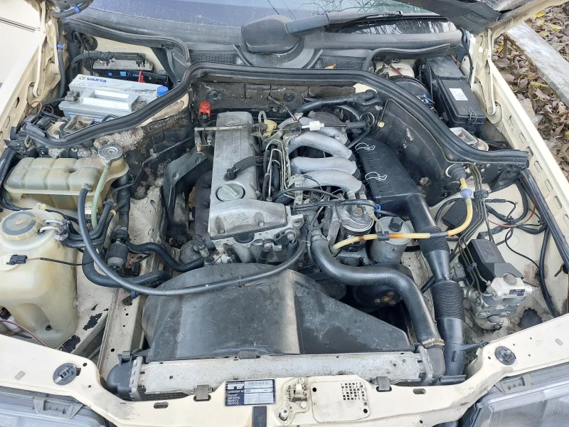 Mercedes-Benz 124, снимка 8 - Автомобили и джипове - 52752738