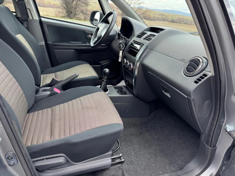 Fiat Sedici 1.6i 4x4, снимка 12 - Автомобили и джипове - 53008648