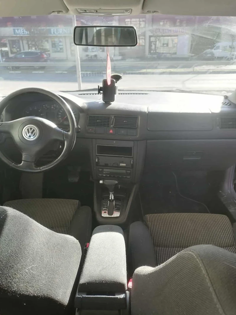 VW 1600 Golf 4, снимка 5 - Автомобили и джипове - 53125922