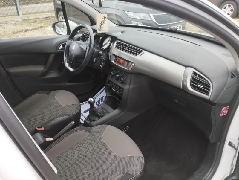 Citroen C3 1.2 82к бензин , снимка 8 - Автомобили и джипове - 53126141
