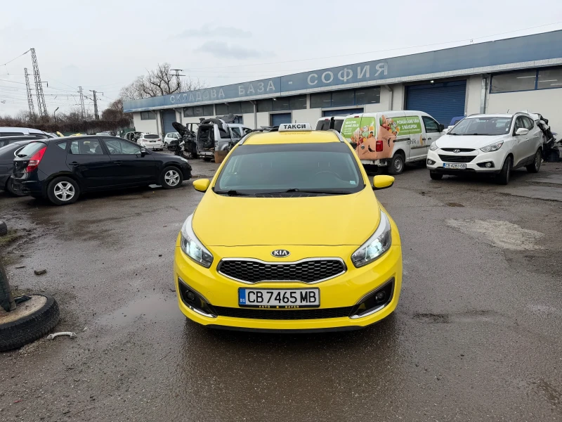 Kia Ceed, снимка 4 - Автомобили и джипове - 53286267
