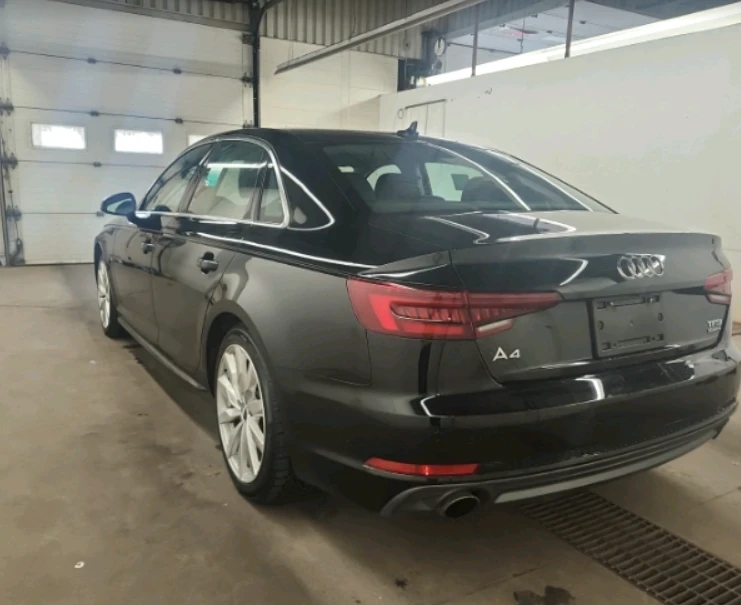 Audi A4 2.0L Без инциденти CARFAX, снимка 4 - Автомобили и джипове - 54516057