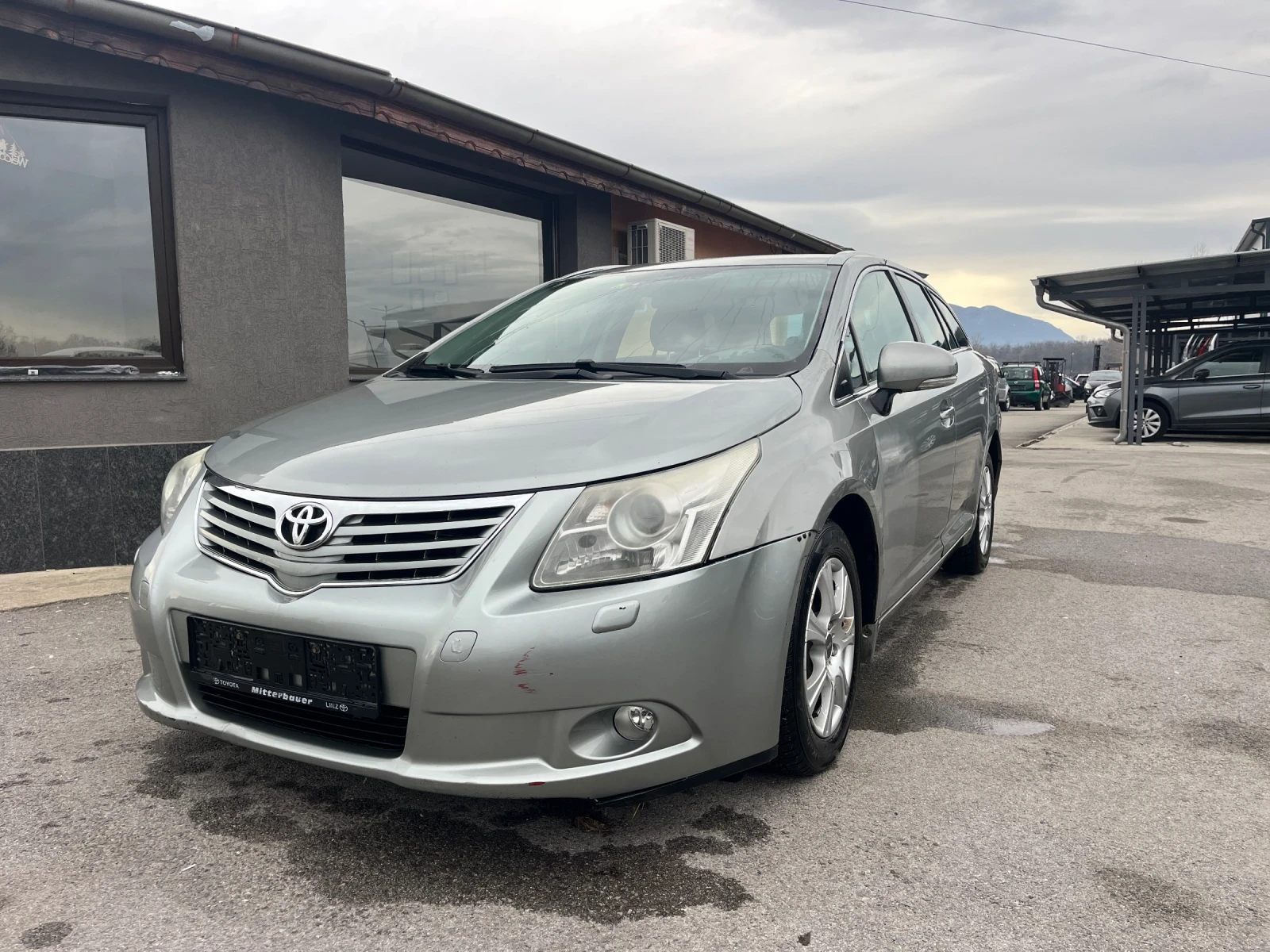 Toyota Avensis 2.0D4D 125 к.с - [1] 