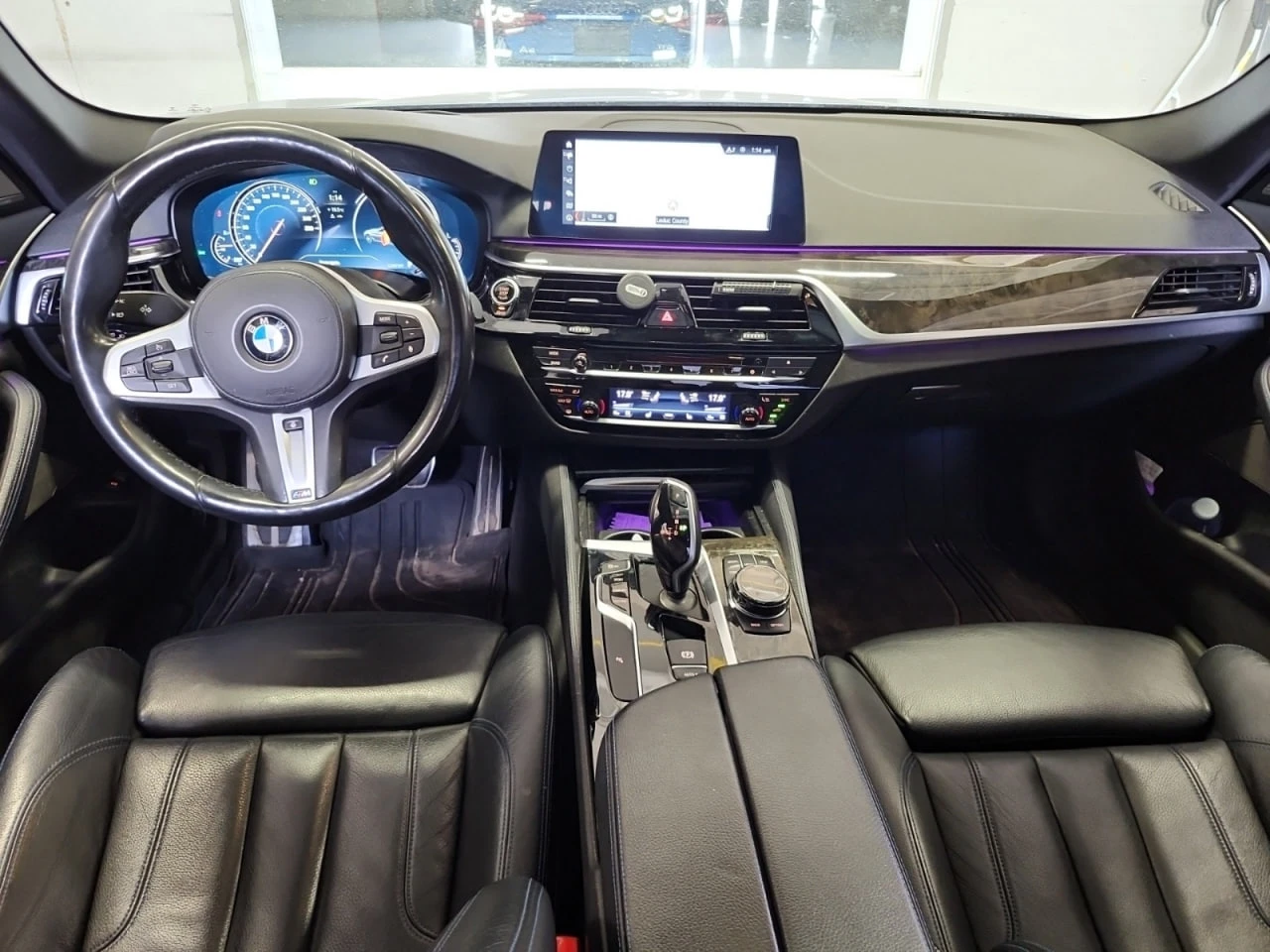 BMW 530 * CARFAX * АВТО КРЕДИТ * ЦЕНА ДО БГ! - изображение 5