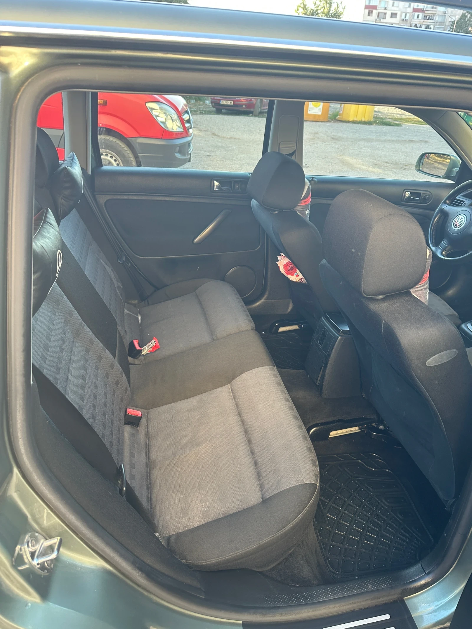 VW Passat 2.0 - изображение 6