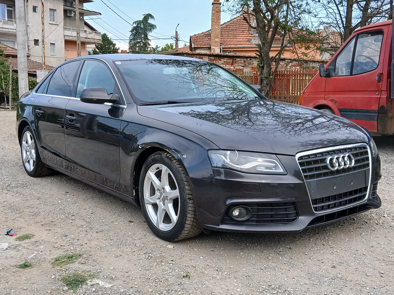 Audi A4 2.0TDI Facelift, снимка 3 - Автомобили и джипове - 51953528
