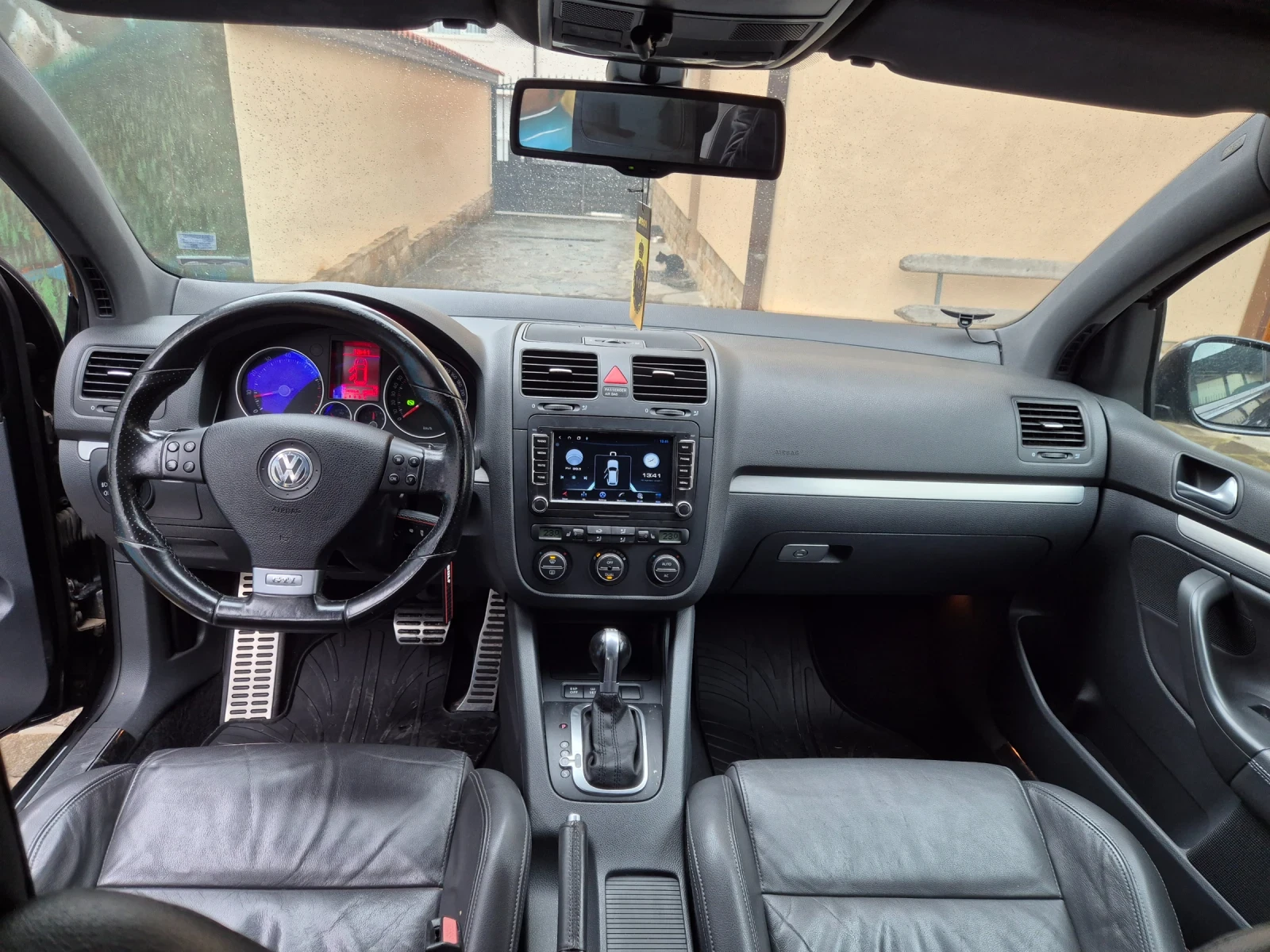 VW Golf GTI - изображение 9