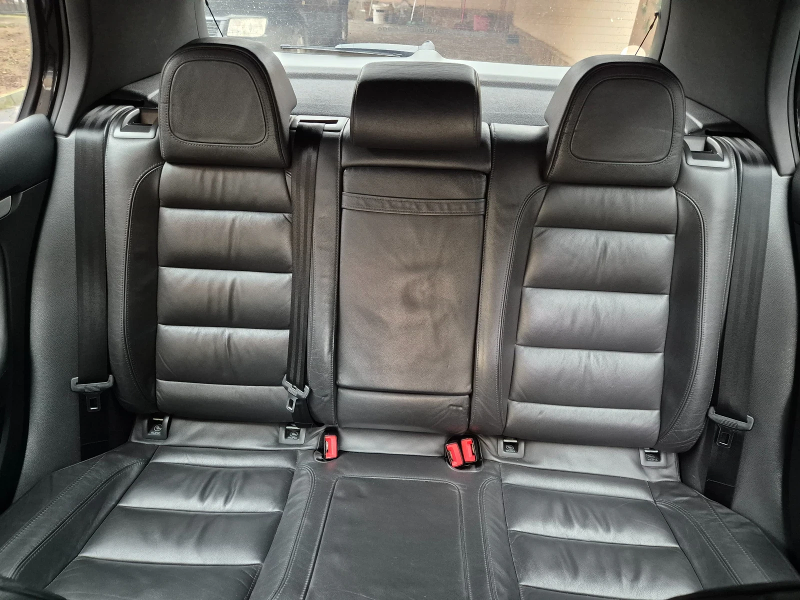 VW Golf GTI | Mobile.bg   11