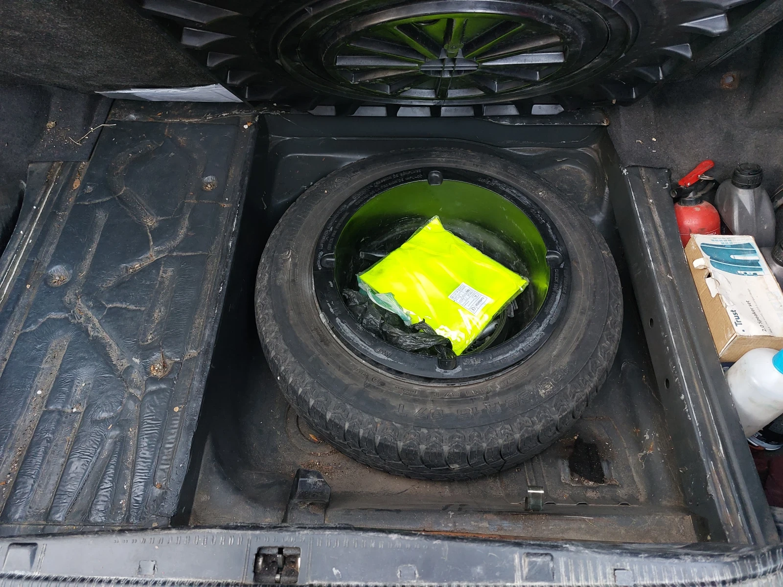 Mercedes-Benz 124  - изображение 10