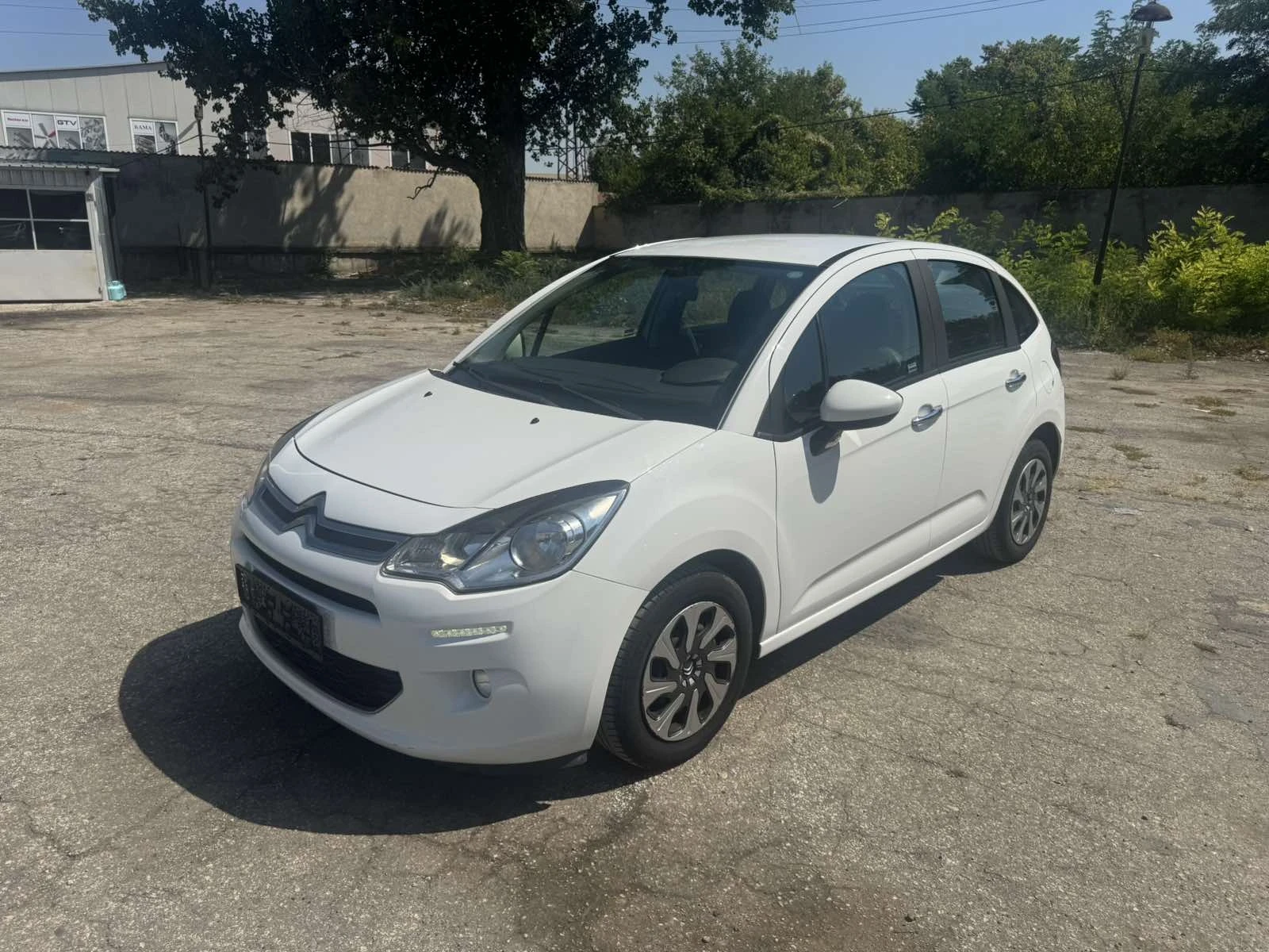 Citroen C3 1.2 82к бензин 