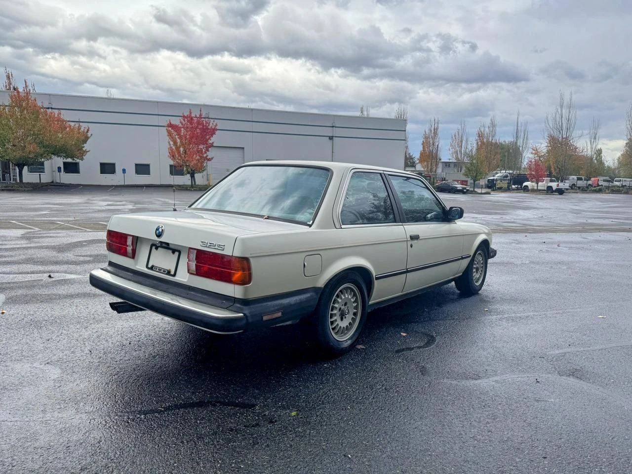 BMW 325  - изображение 4