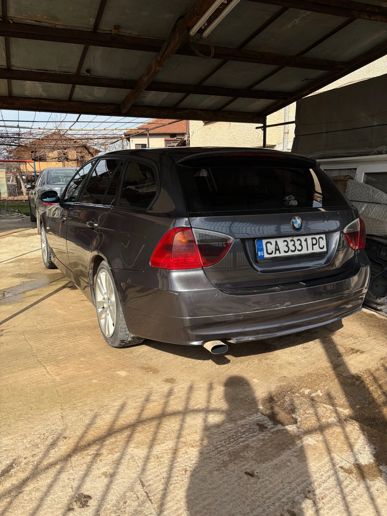 BMW 320  - изображение 2