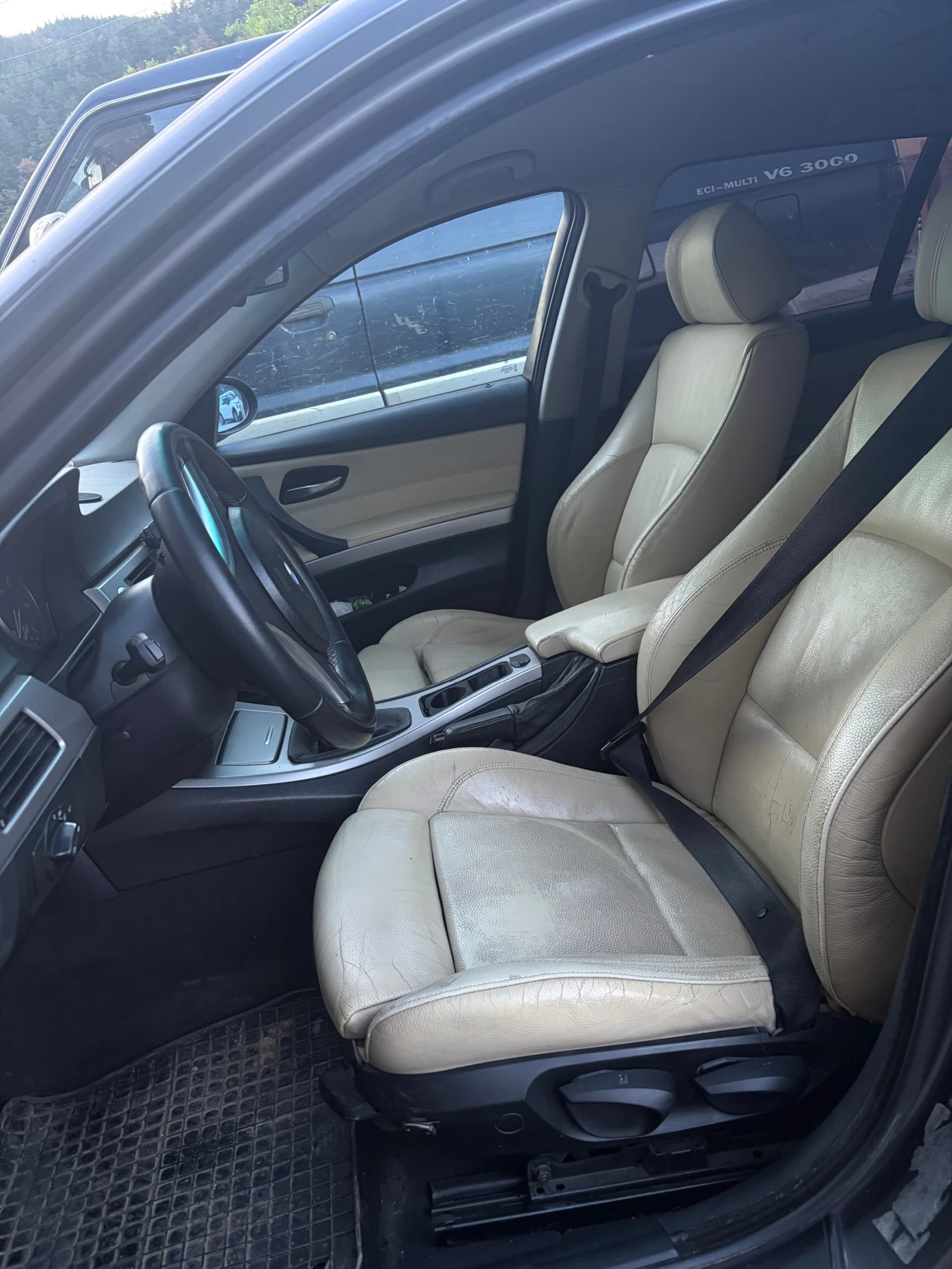 BMW 320, снимка 4 - Автомобили и джипове - 55260336