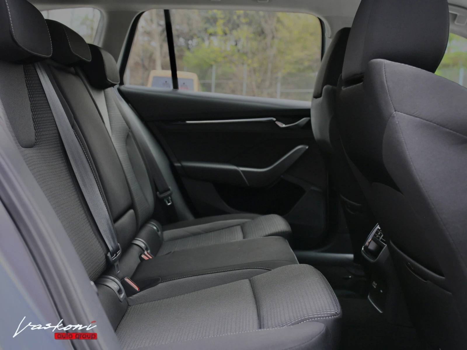 Skoda Octavia 2.0 TDI, снимка 17 - Автомобили и джипове - 54146268