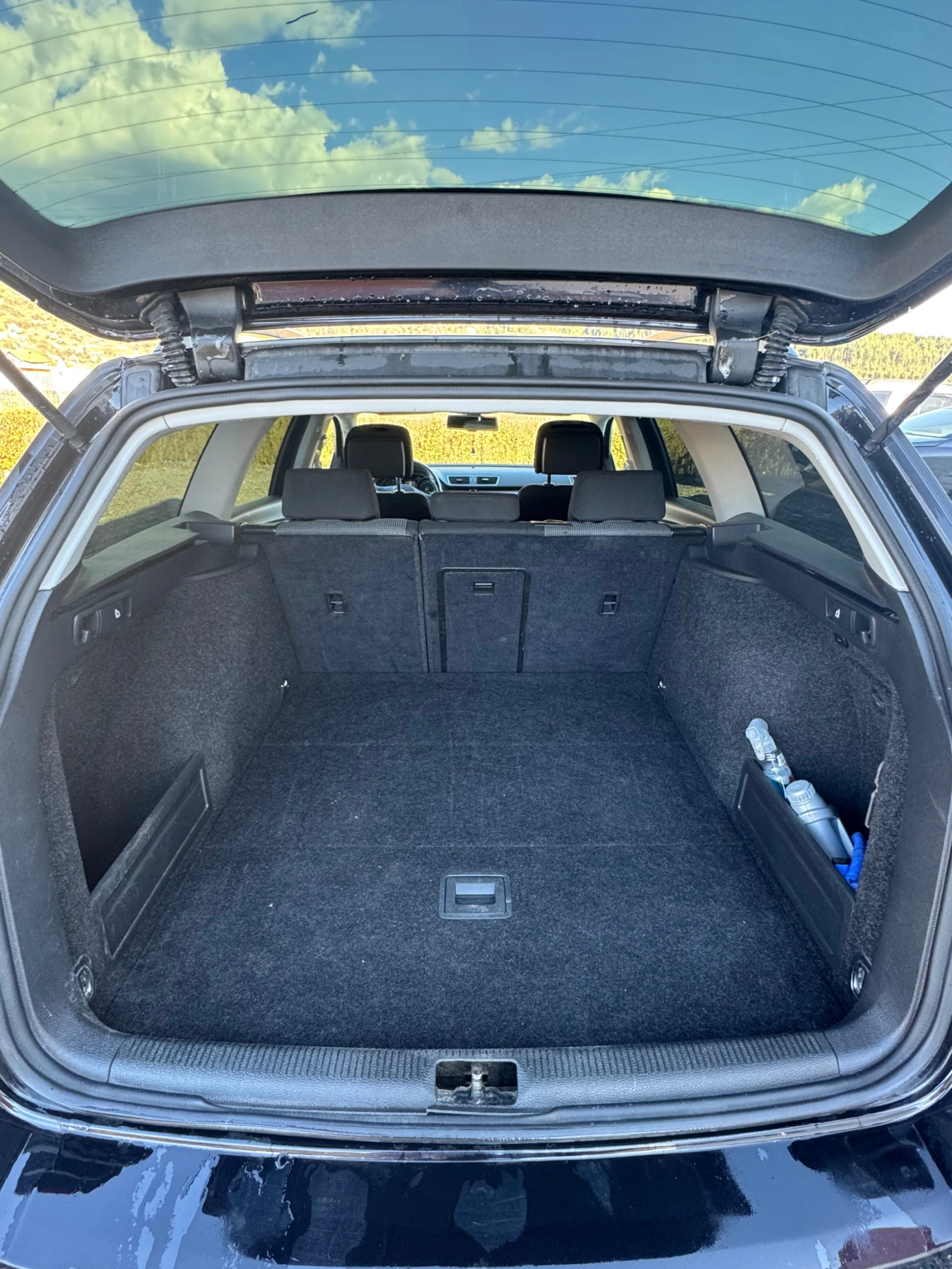 VW Passat Комби, снимка 9 - Автомобили и джипове - 54154449