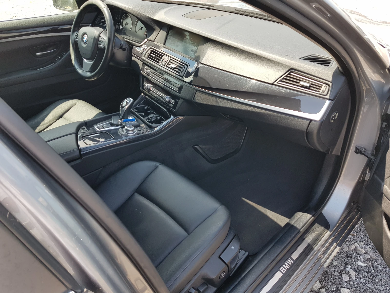 BMW 525 D XDRIVE, снимка 10 - Автомобили и джипове - 54563813