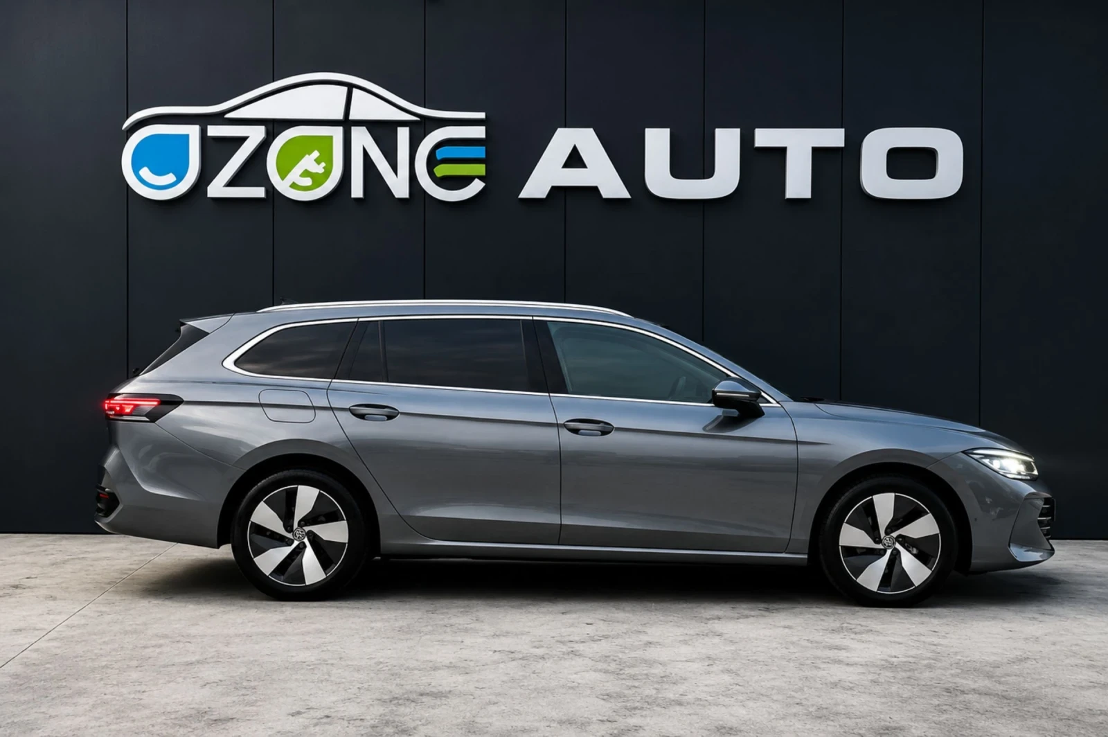 VW Passat ELEGANCE/IQ.LIGHT/ГАРАНЦИЯ, снимка 5 - Автомобили и джипове - 54655467