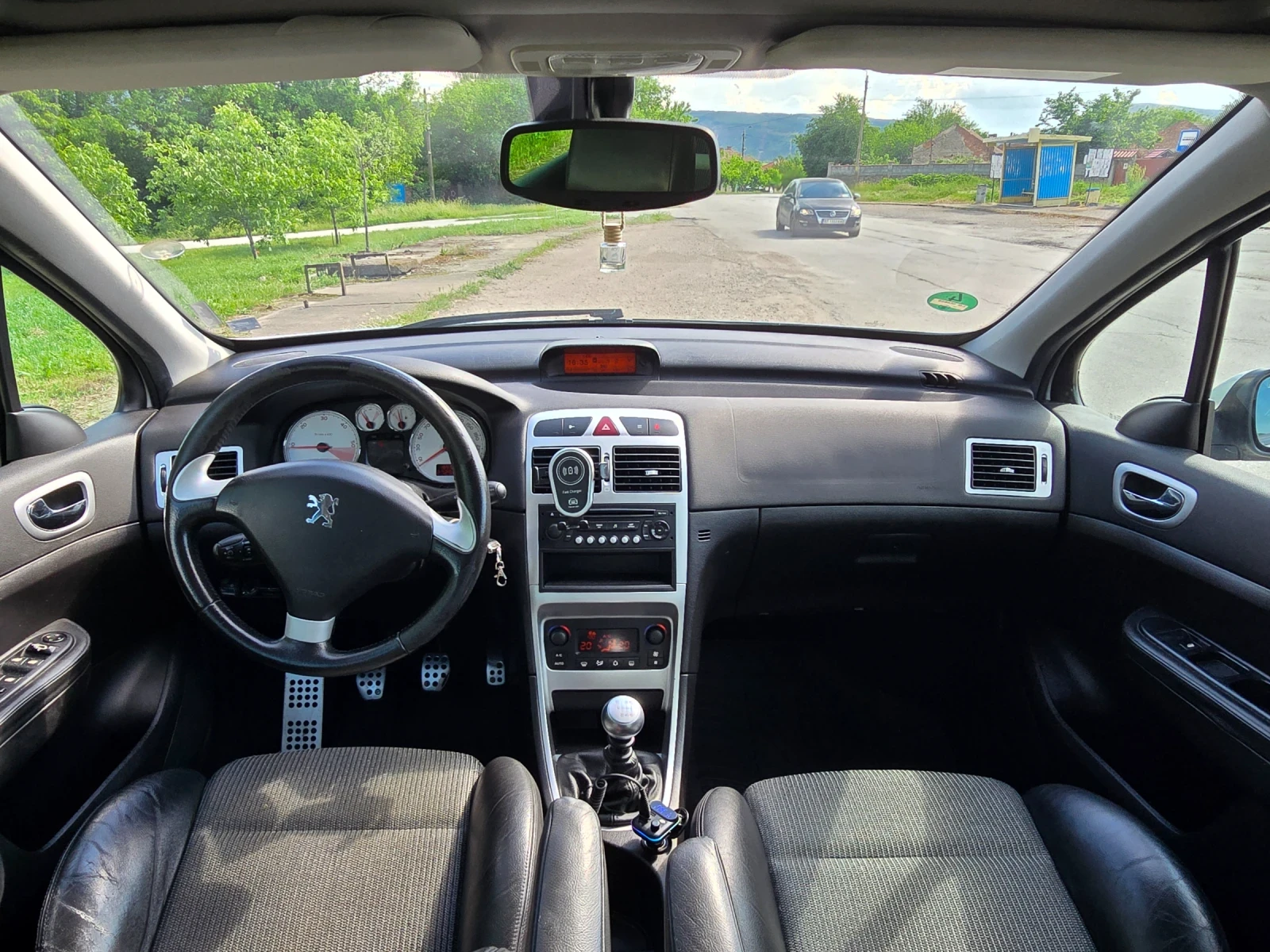 Peugeot 307, снимка 9 - Автомобили и джипове - 54661047