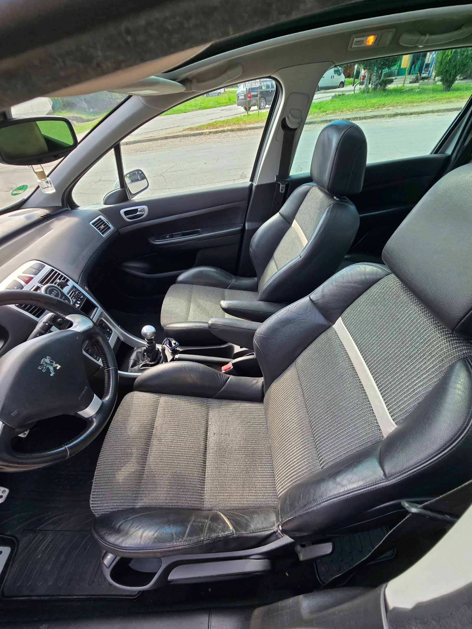 Peugeot 307, снимка 2 - Автомобили и джипове - 54661047