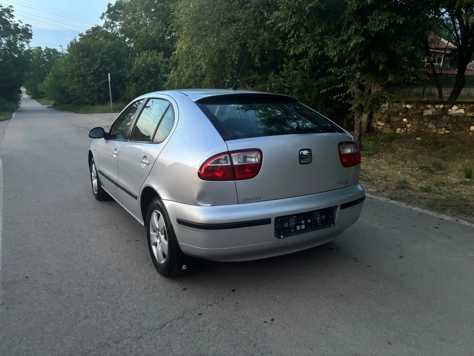 Seat Leon 1.9 TDI, снимка 3 - Автомобили и джипове - 55157857