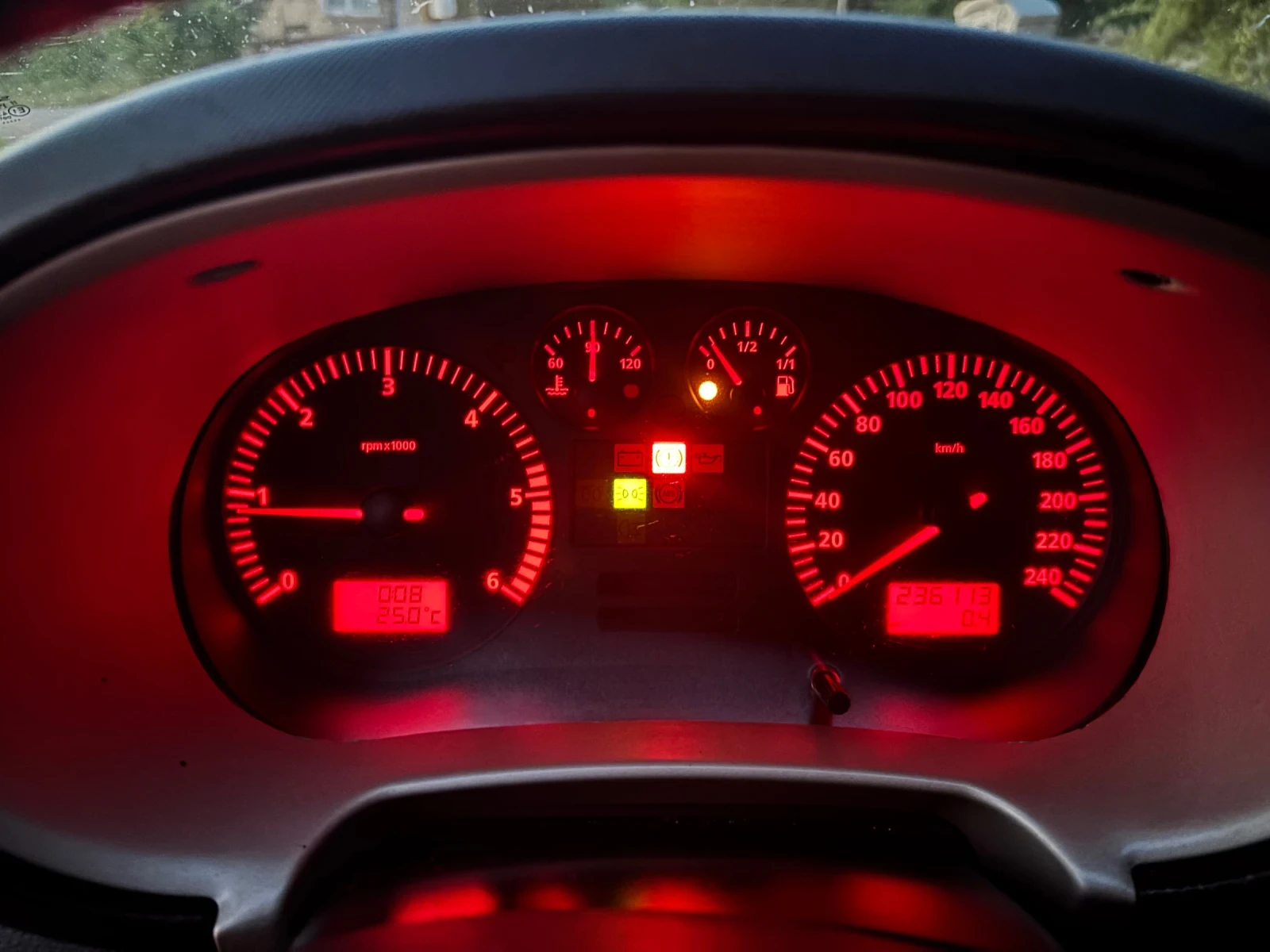 Seat Leon 1.9 TDI, снимка 14 - Автомобили и джипове - 55157857